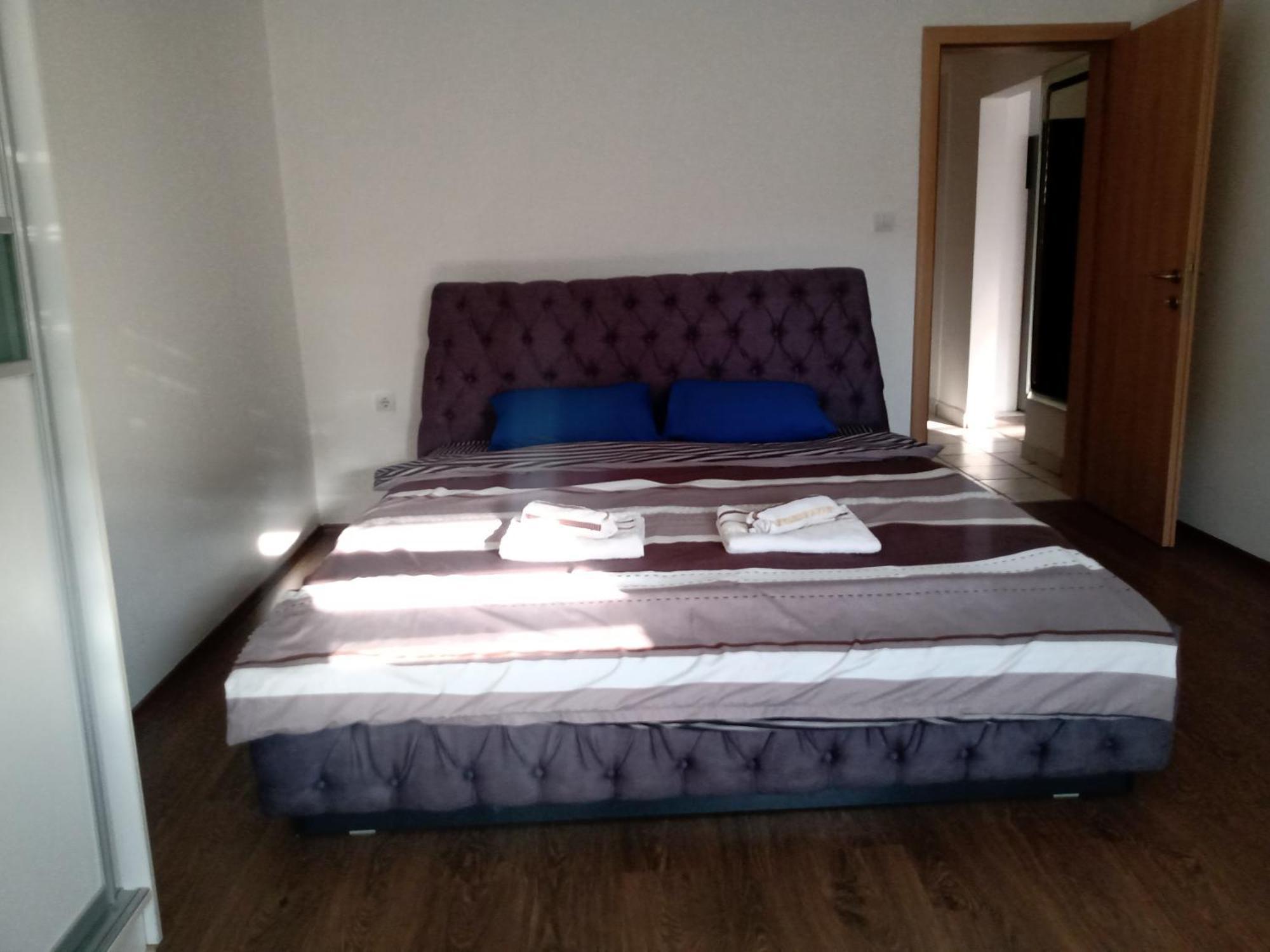 Central Lux Apartment Скоп'є Екстер'єр фото
